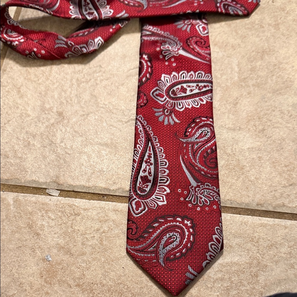 Stacey Adams Paisley Red and Silver Men's Necktie